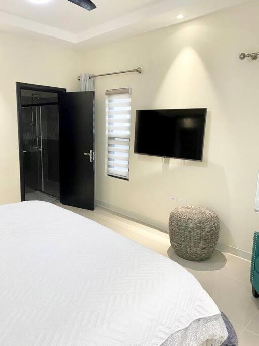 Villa La Rosa With Spectacular View Of Ocho Rios Exterior photo