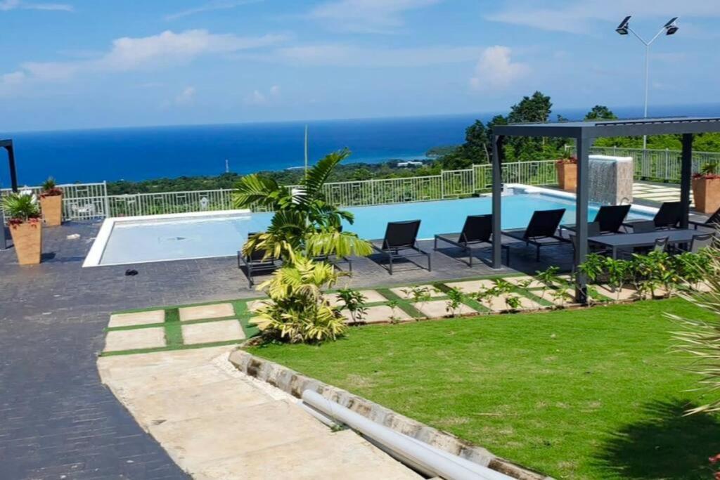 Villa La Rosa With Spectacular View Of Ocho Rios Exterior photo